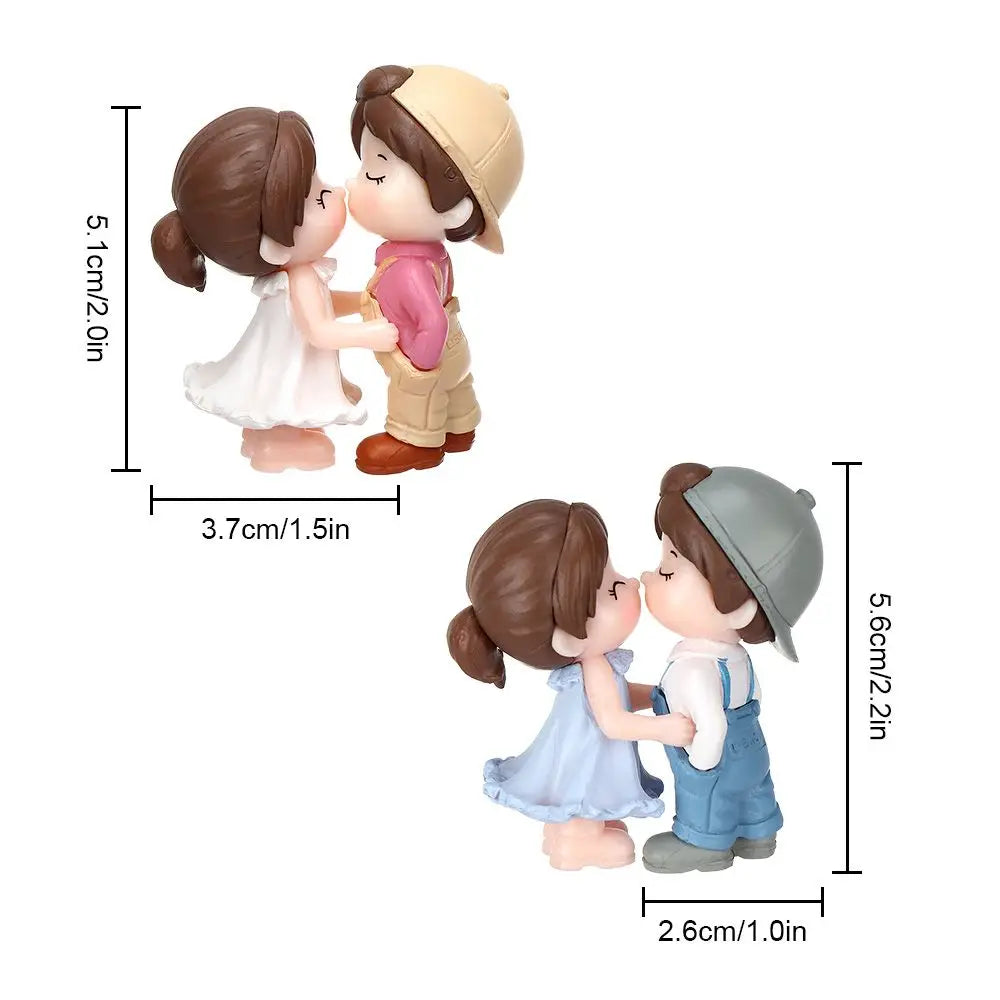 Miniature Happy Lovers - Lifestyle Bravo