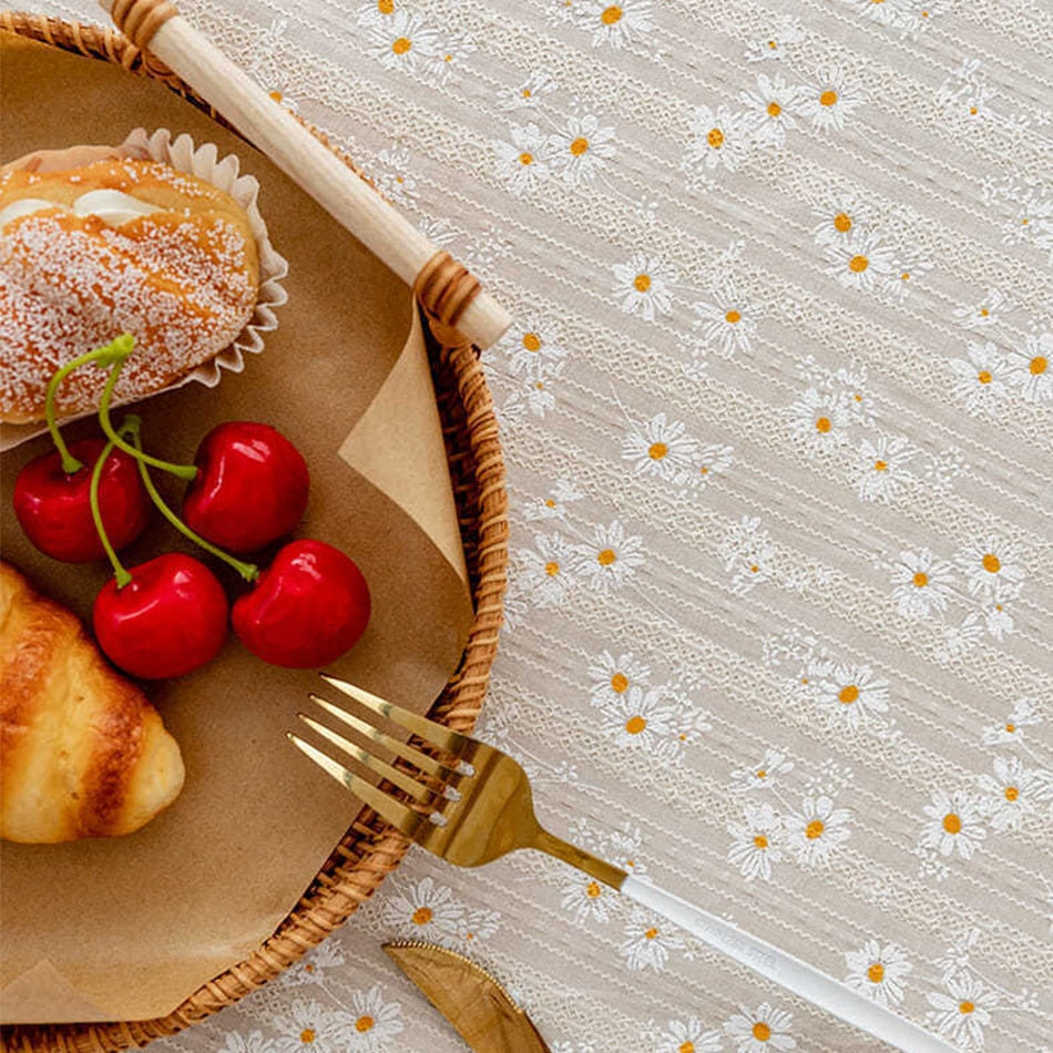 Embroidered Tablecloth - Lifestyle Bravo