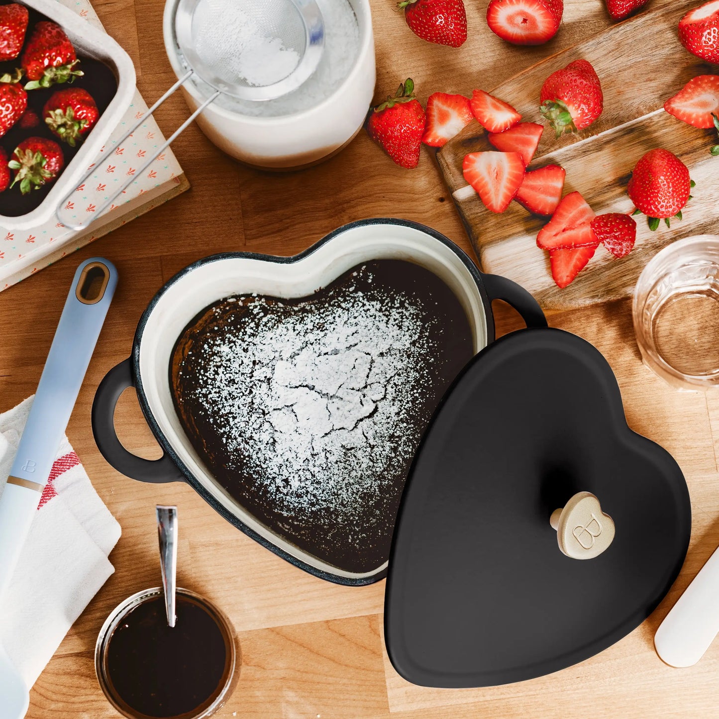 Heart Enameled Dutch Oven - Lifestyle Bravo
