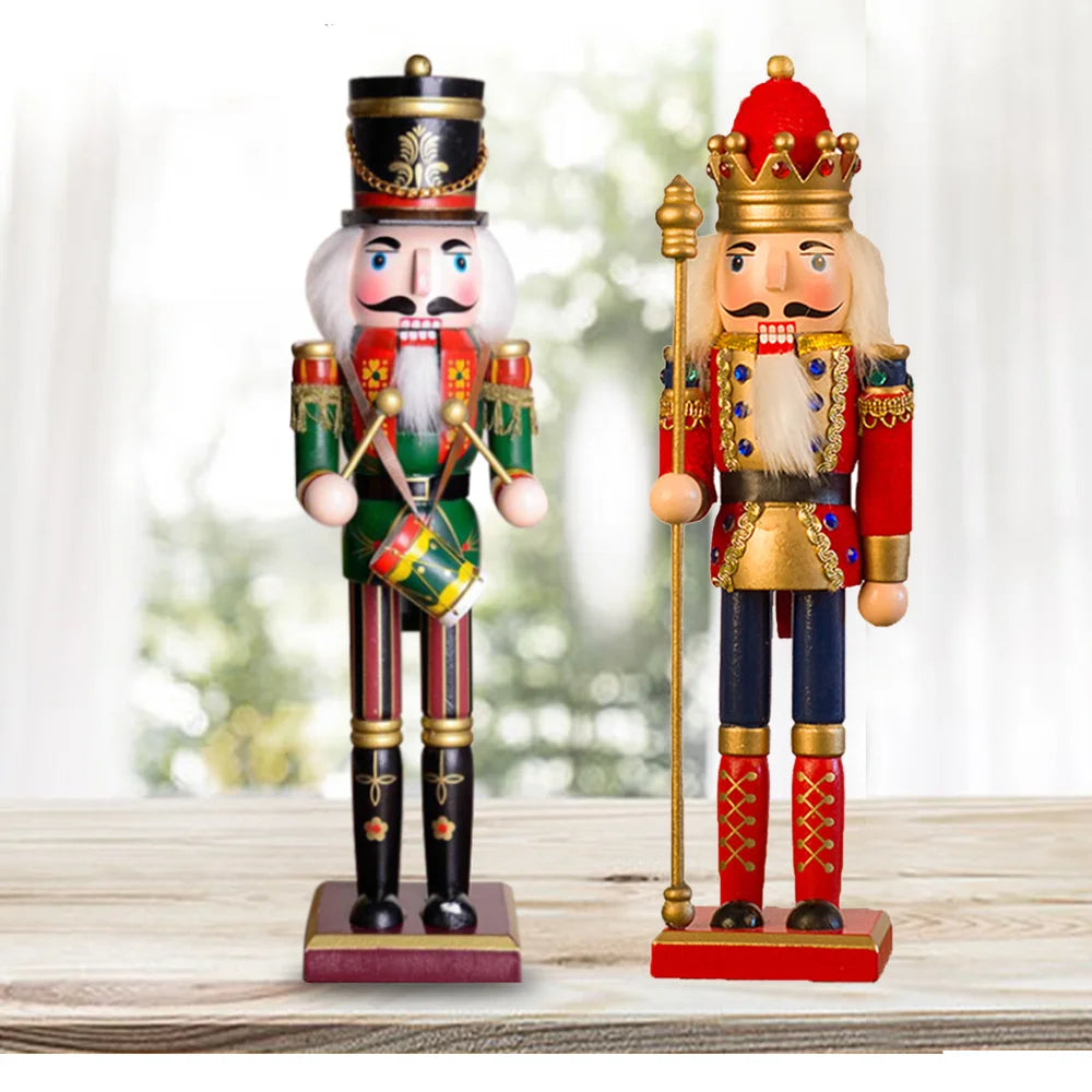 Wooden Nutcrackers - Lifestyle Bravo