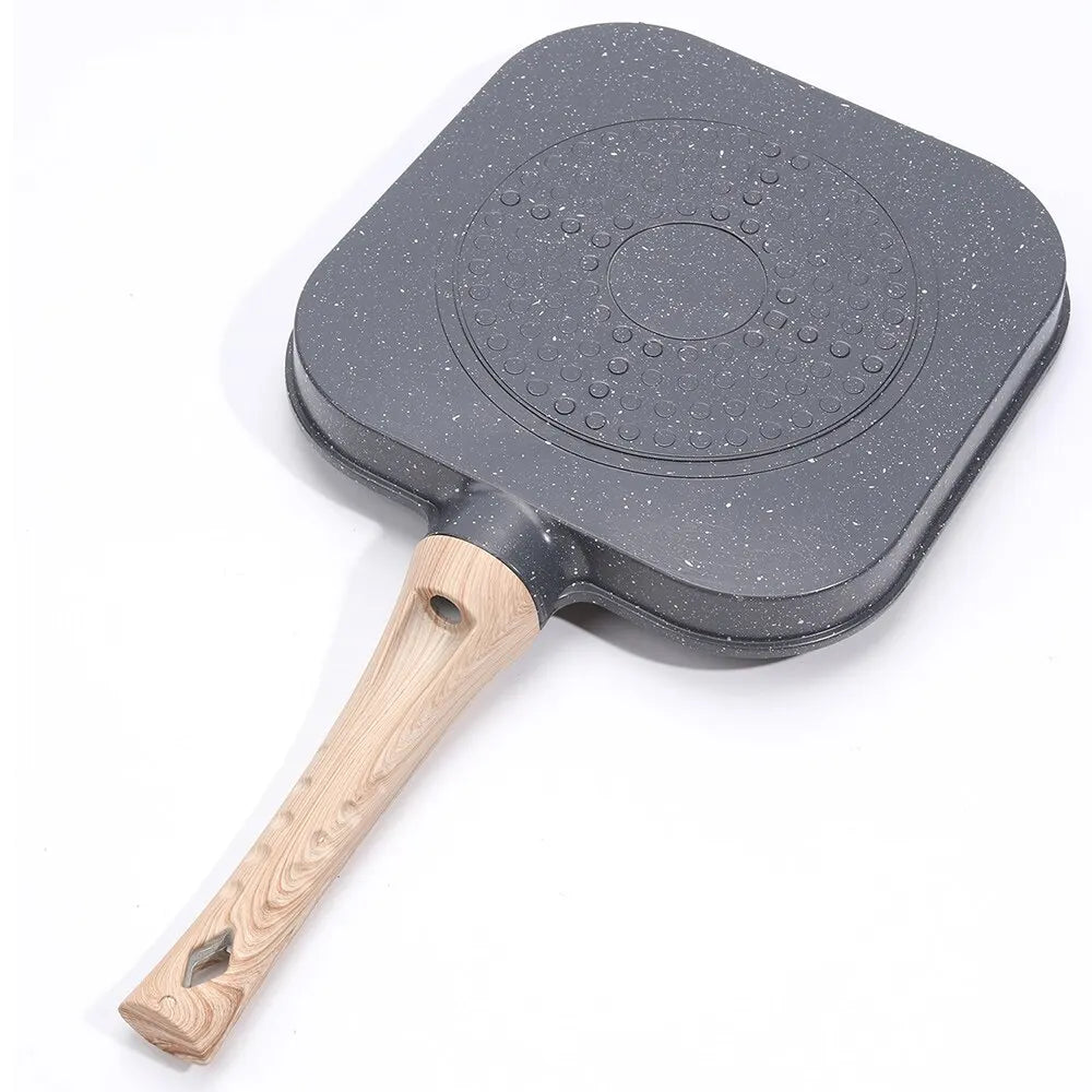 Omelette Mini Pizza Pan - Lifestyle Bravo