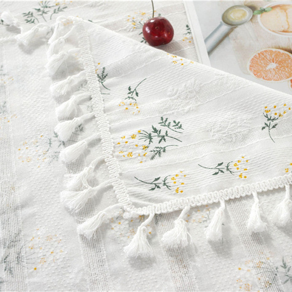 Embroidered Tablecloth - Lifestyle Bravo