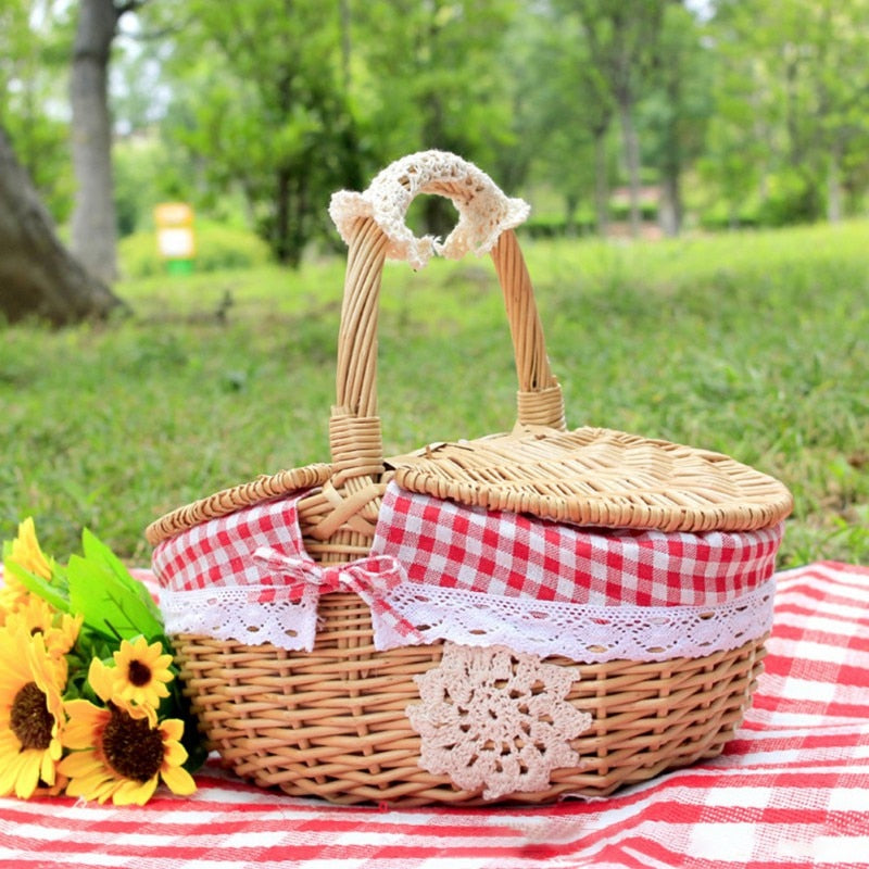 Picnic Baskets - Lifestyle Bravo