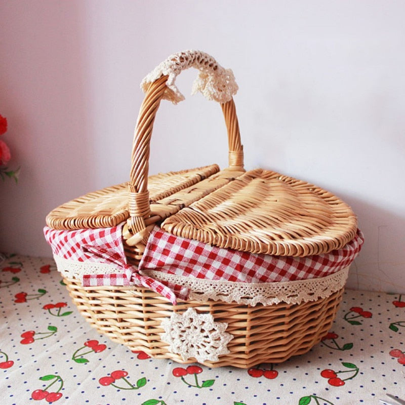 Picnic Baskets - Lifestyle Bravo