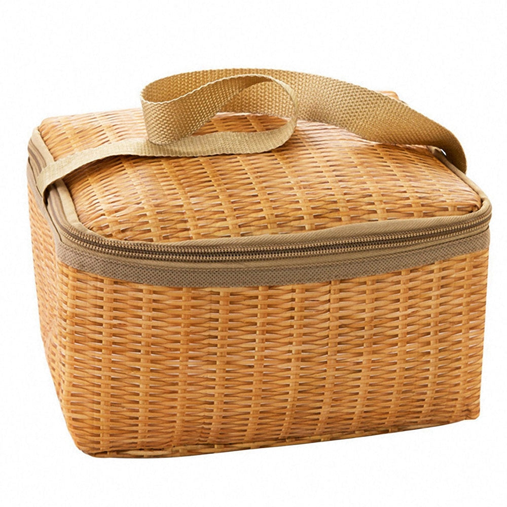 Insulated Picnic Bag - Lifestyle Bravo