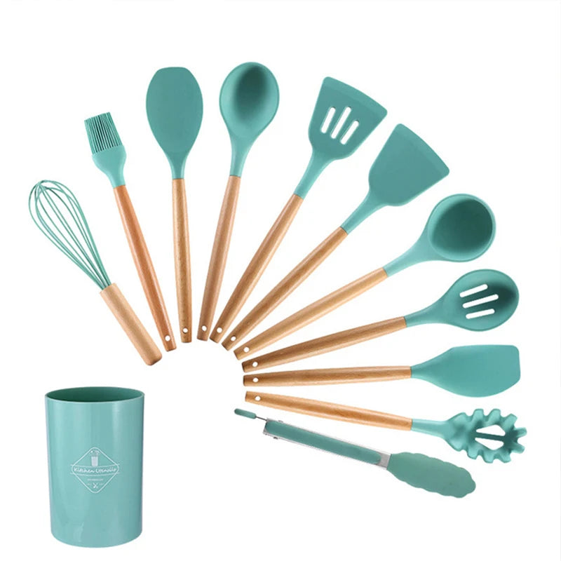 Wooden Cooking Utensil Set - Lifestyle Bravo