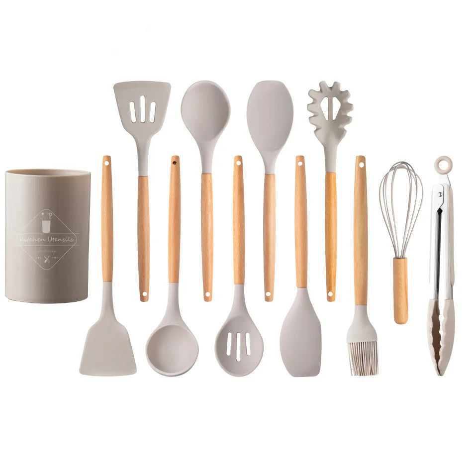 Wooden Cooking Utensil Set - Lifestyle Bravo