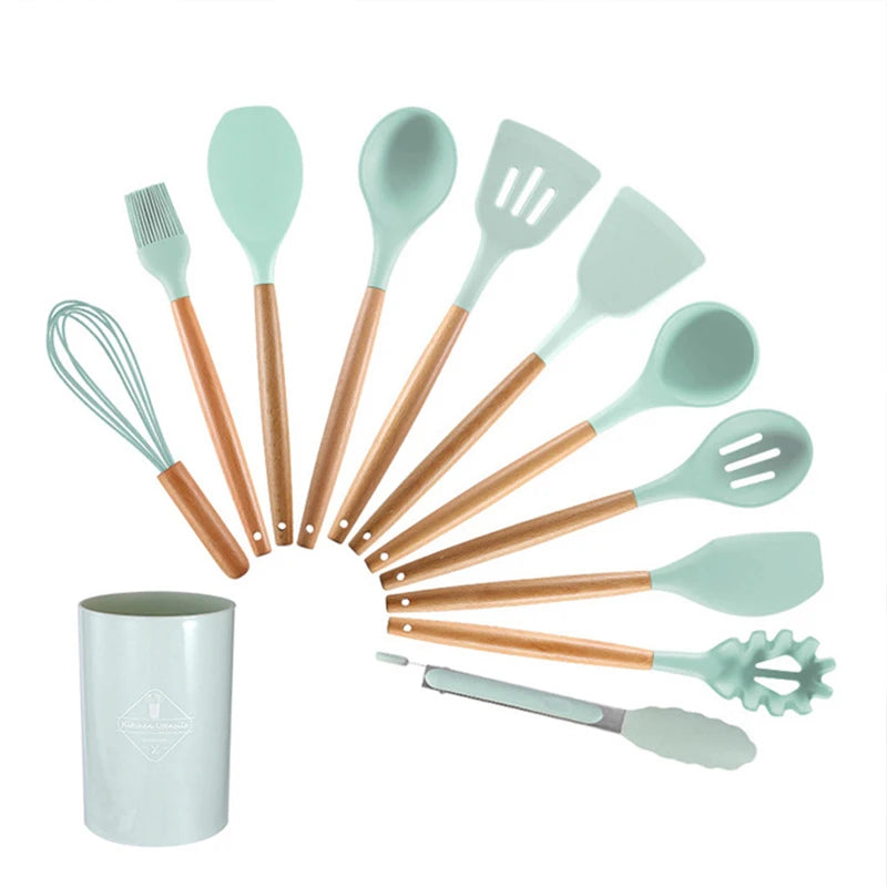 Wooden Cooking Utensil Set - Lifestyle Bravo